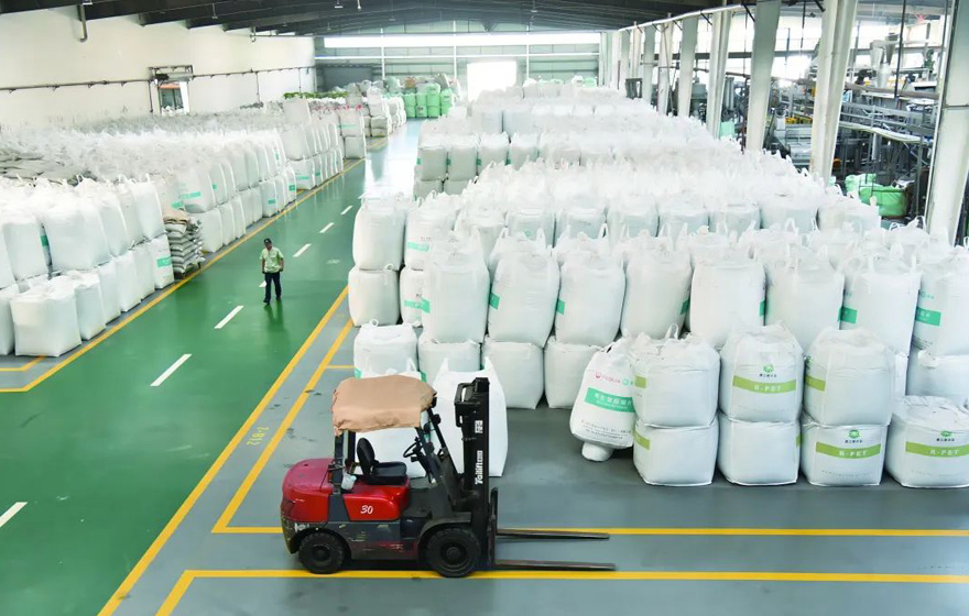 中东战火“烧热”聚乙烯市场，荣盛石化、卫星化学等有望接替“中东货”？